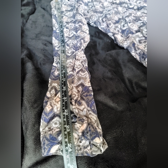 Wild Pearl Women's Tunic Long Sleeve Button Blouse- Size Large - Picture 11 of 11